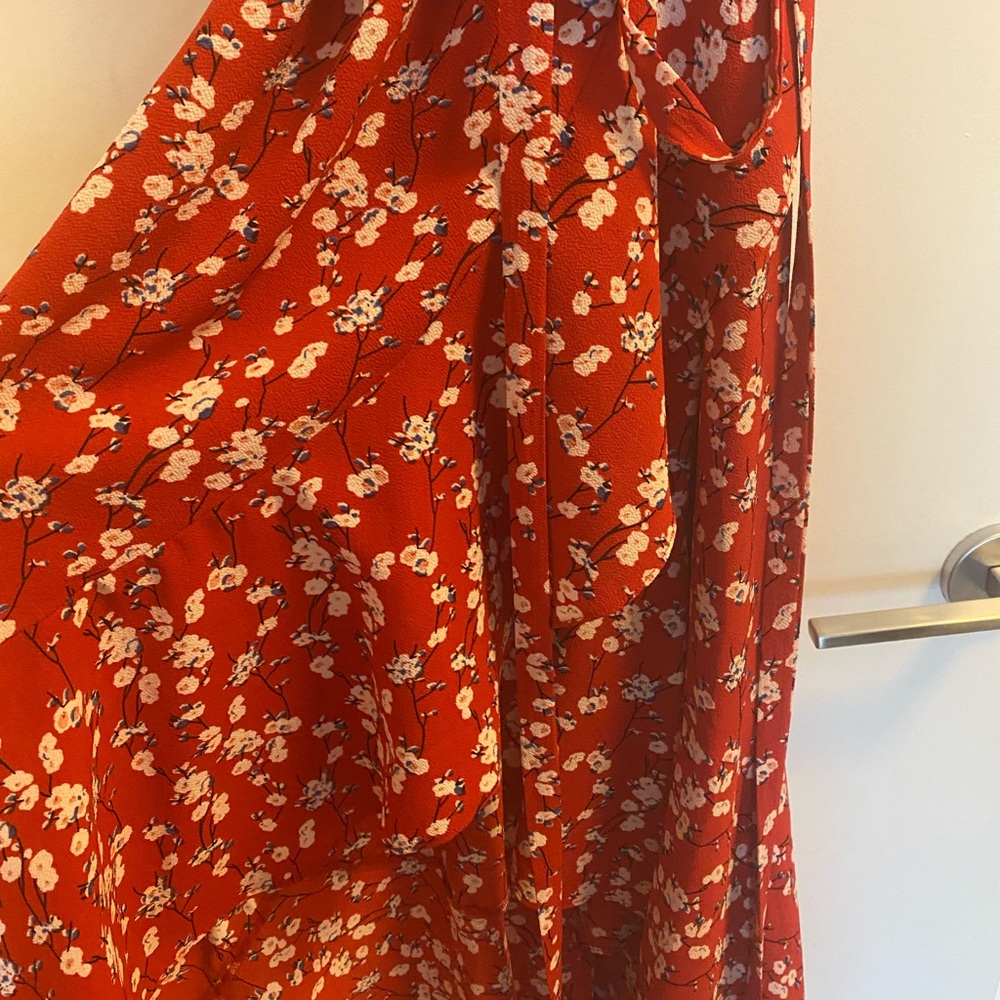 Max Studio ruffled wrap dress - Picture 5 of 7